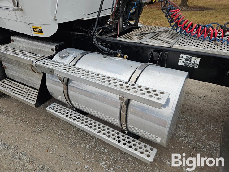 2006-kenworth-t800-image-10