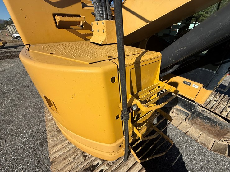 caterpillar-328d-image-40