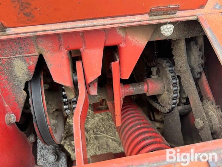 new-holland-495-image-13