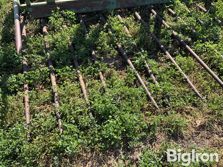 john-deere-158-image-10