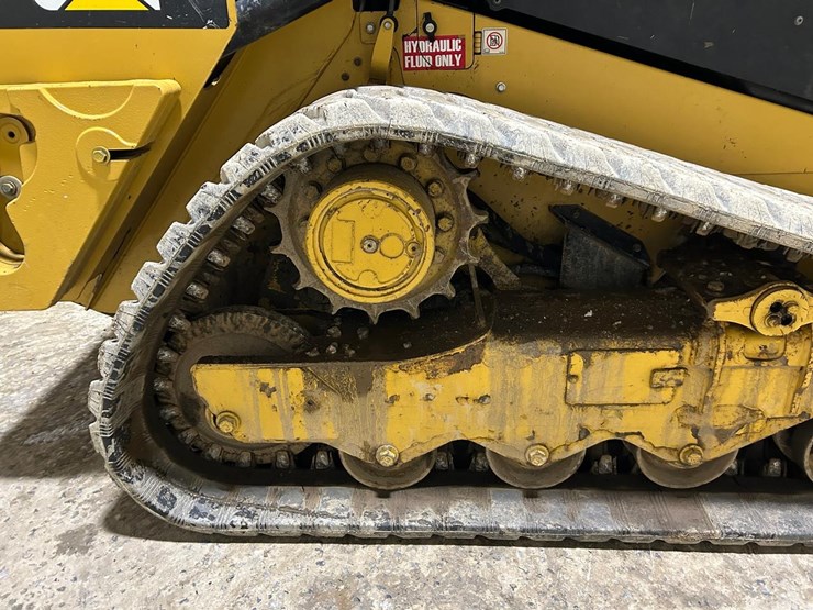 2019-caterpillar-259d-image-13