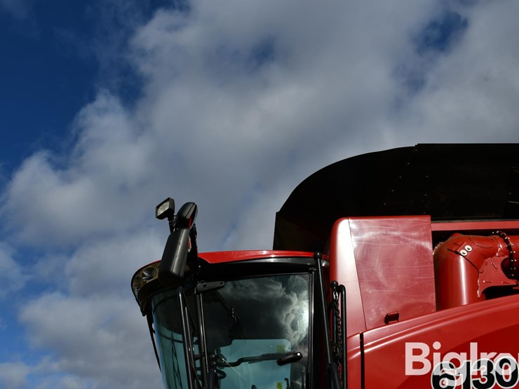 2014-case-ih-6130-image-17