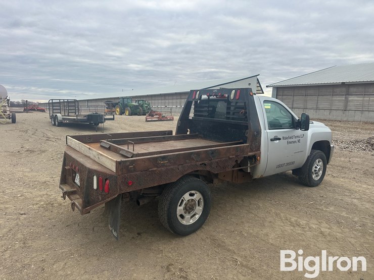 2013-chevrolet-silverado-2500-image-5