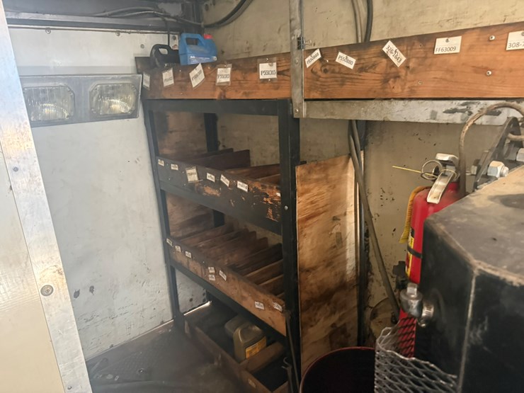 2000-ford-f750-image-31