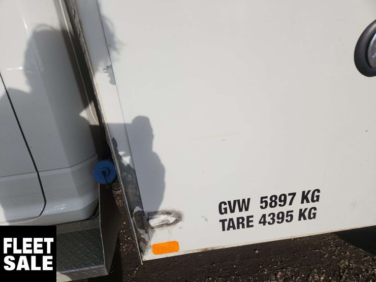 2013-ram-3500-slt-image-43