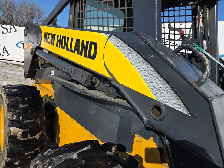 new-holland-l190-image-16