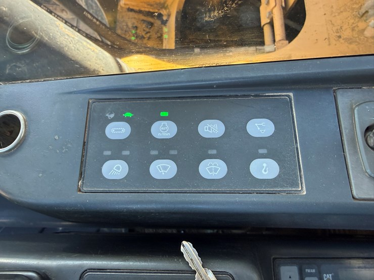 caterpillar-328d-image-85