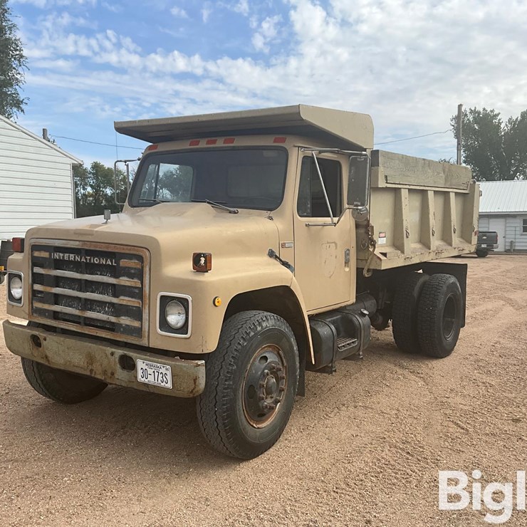 1981 INTERNATIONAL 1854S