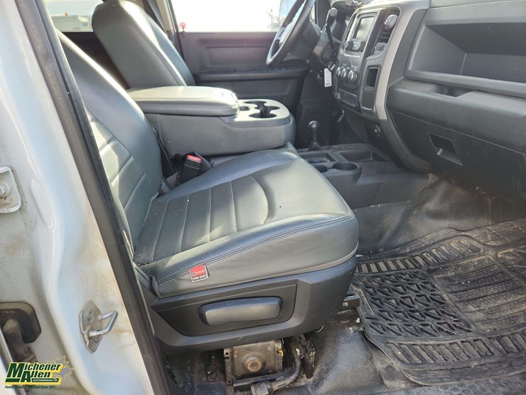 2015-dodge-3500-image-20