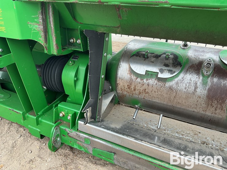 2013-john-deere-635fd-image-10