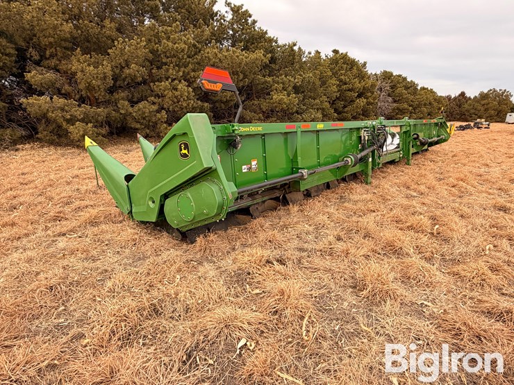 2021-john-deere-c16r-image-7