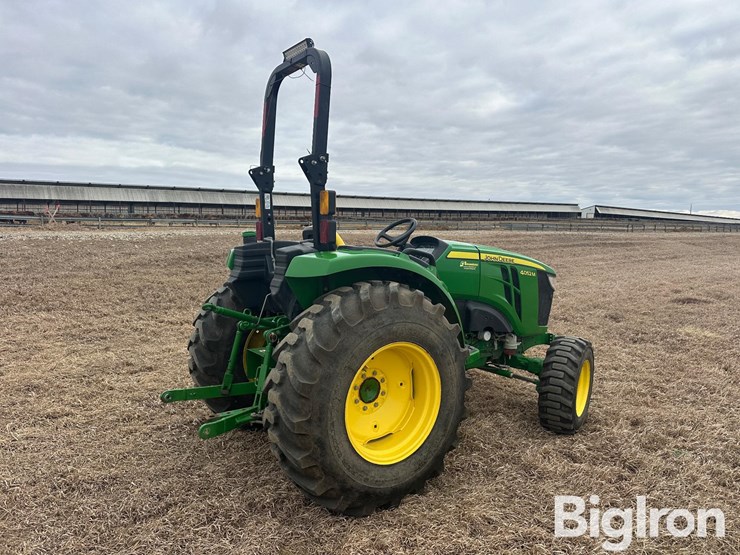 2023-john-deere-4052m-image-5
