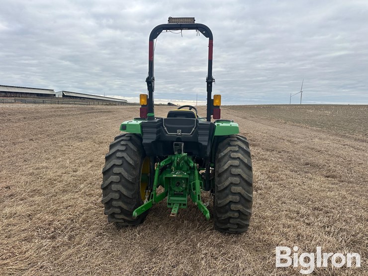 2023-john-deere-4052m-image-6