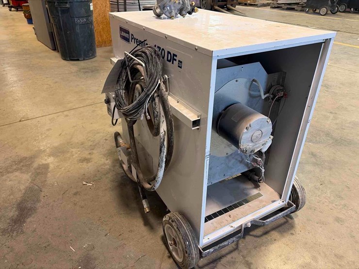 l.b.-white-premier-170-heater-image-3