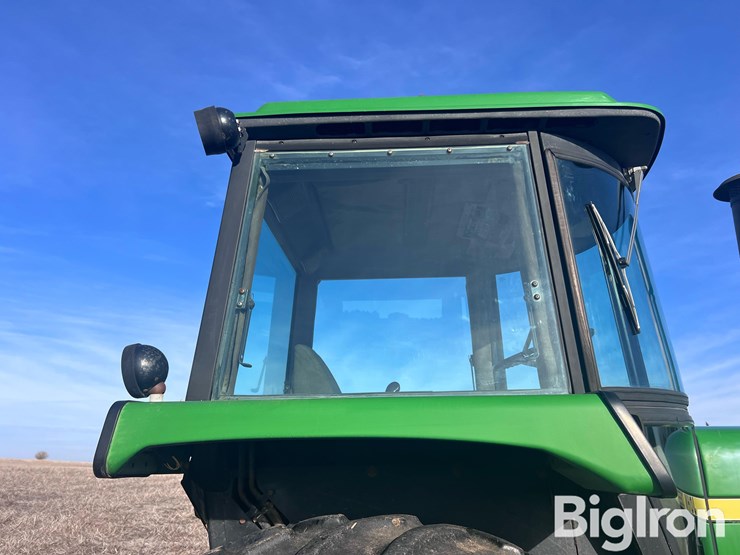 1984-john-deere-4450-image-16