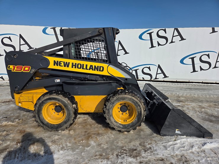 new-holland-l190-image-6