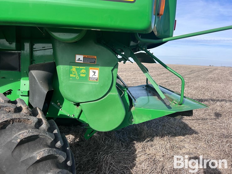 2005-john-deere-9660-sts-image-11