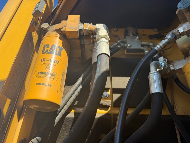 caterpillar-328d-image-65