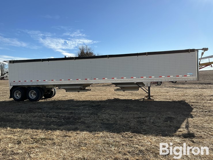 2015-stoughton-ahv-421t-ar-a-image-4