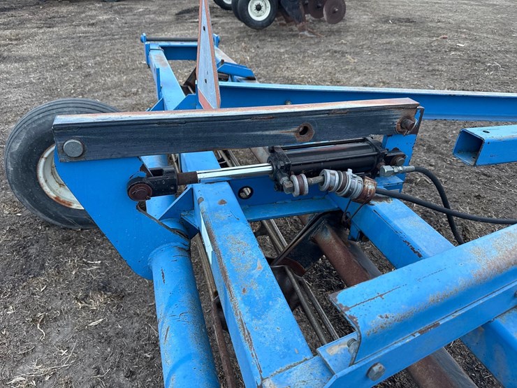 dmi-15'-crumbler-image-8