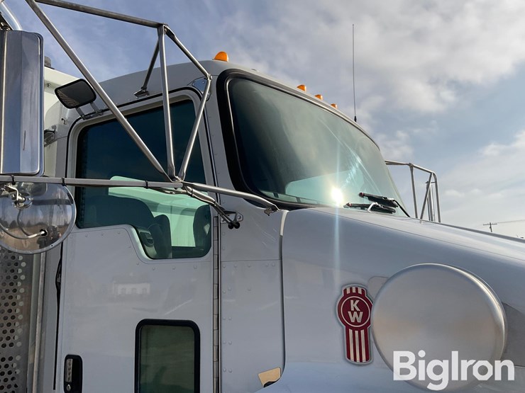 2022-kenworth-t370-image-19