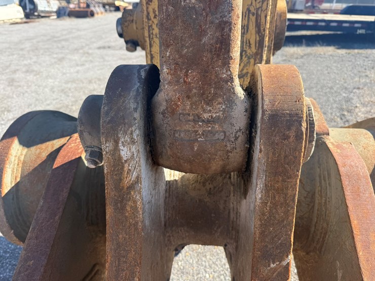 caterpillar-328d-image-17