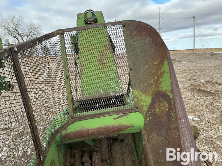 john-deere-227-image-17