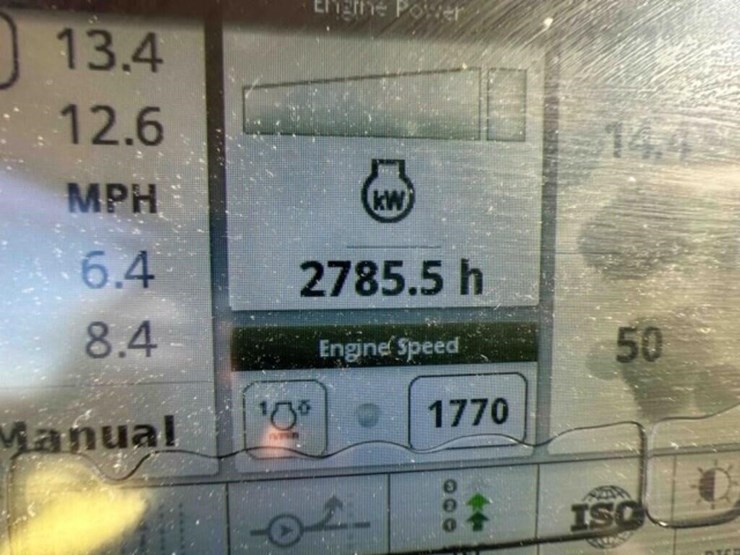 2016-john-deere-7230r-image-32