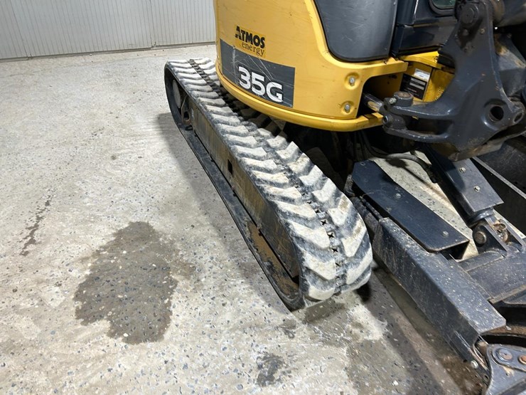 2017-deere-35g-image-11