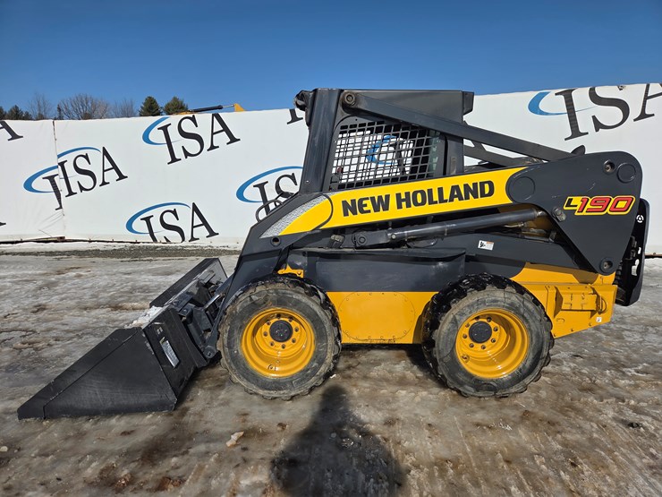 new-holland-l190-image-2