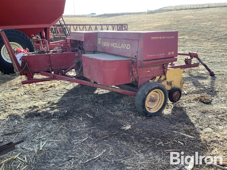 1981-new-holland-315-image-5