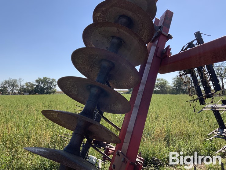 case-ih-3950-image-18