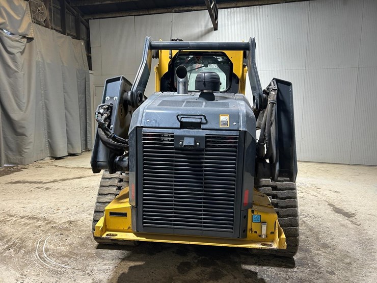 2023-deere-333g-image-3