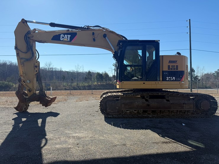 caterpillar-328d-image-2