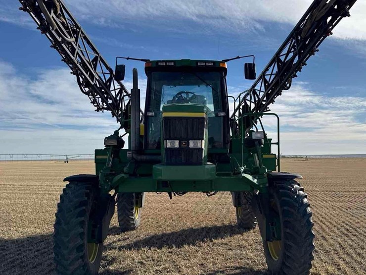 2000-john-deere-4700-image-2