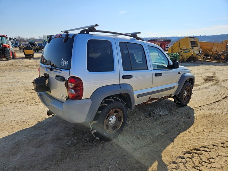 2006-jeep-liberty-image-5