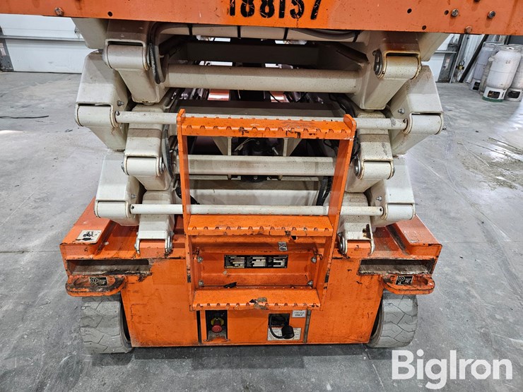 2017-snorkel-s4732e-image-15