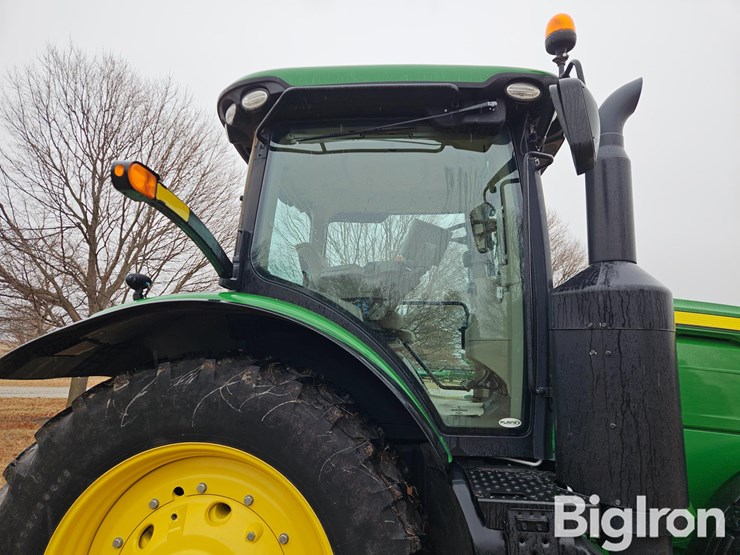2015-john-deere-7210r-image-19