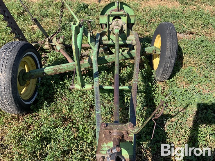 john-deere-37-image-11