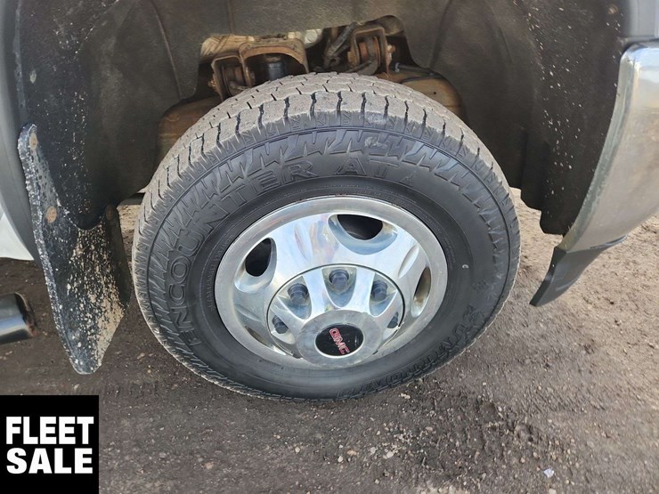 2015-gmc-sierra-3500hd-image-31