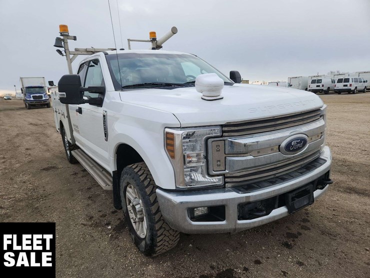2018-ford-f350-image-2