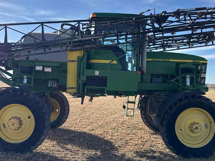 2000-john-deere-4700-image-4