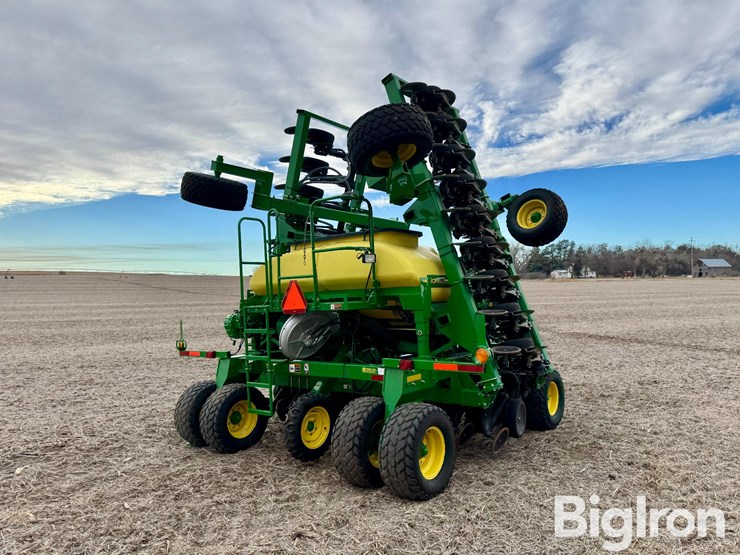 2013-john-deere-1990-image-5