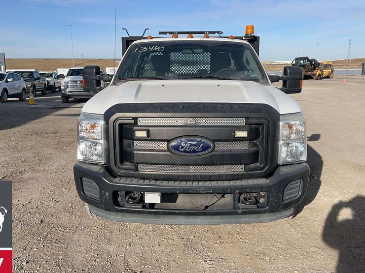 2012-ford-f350-image-8