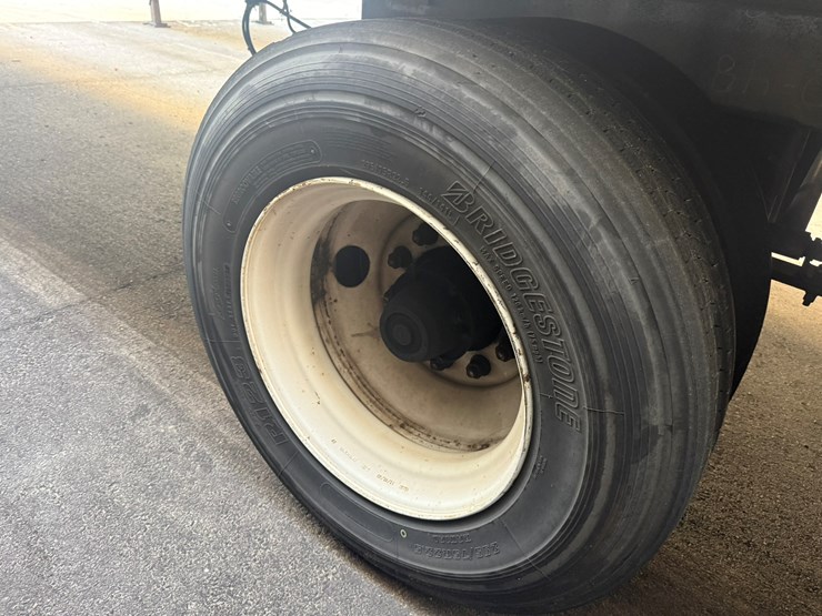 2005-great-dane-53-image-30