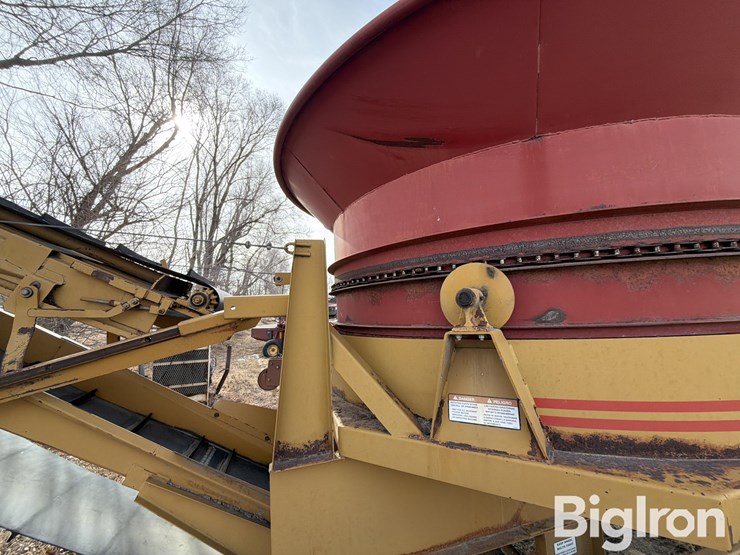 1995-haybuster-h1000-image-18