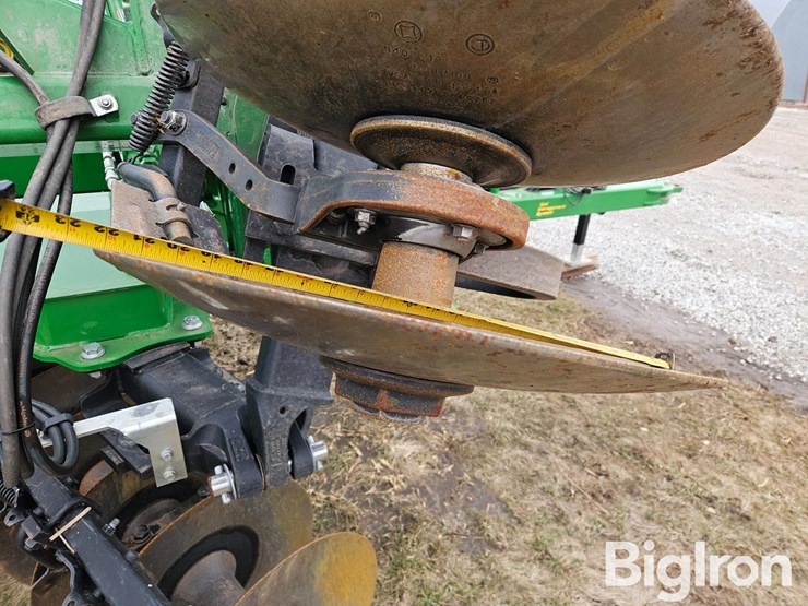 2020-john-deere-2633-image-20