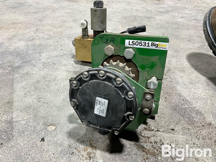 john-deere-1790-image-11