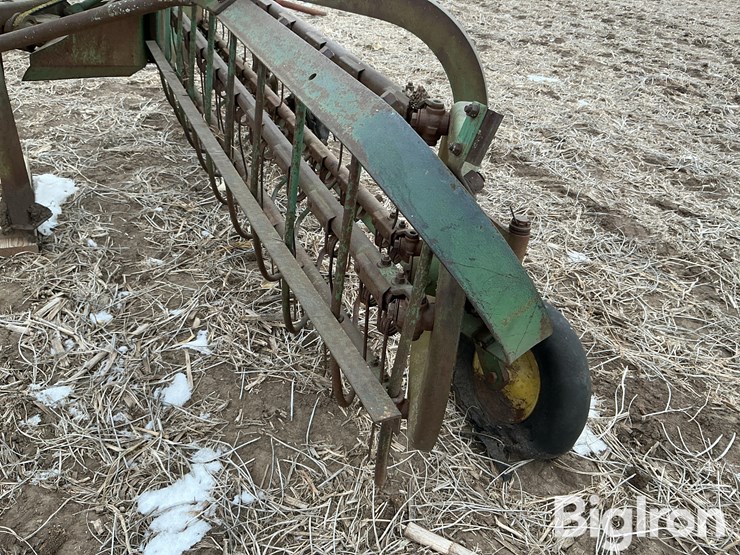 john-deere-350-image-16