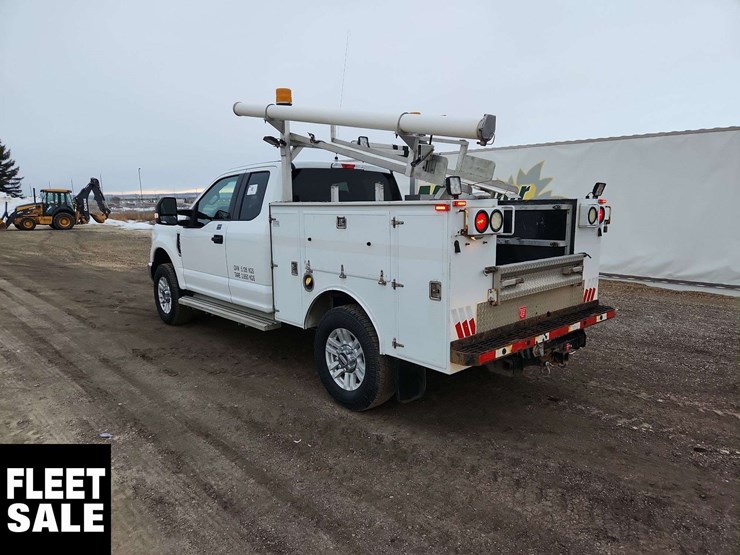 2017-ford-f350-image-3